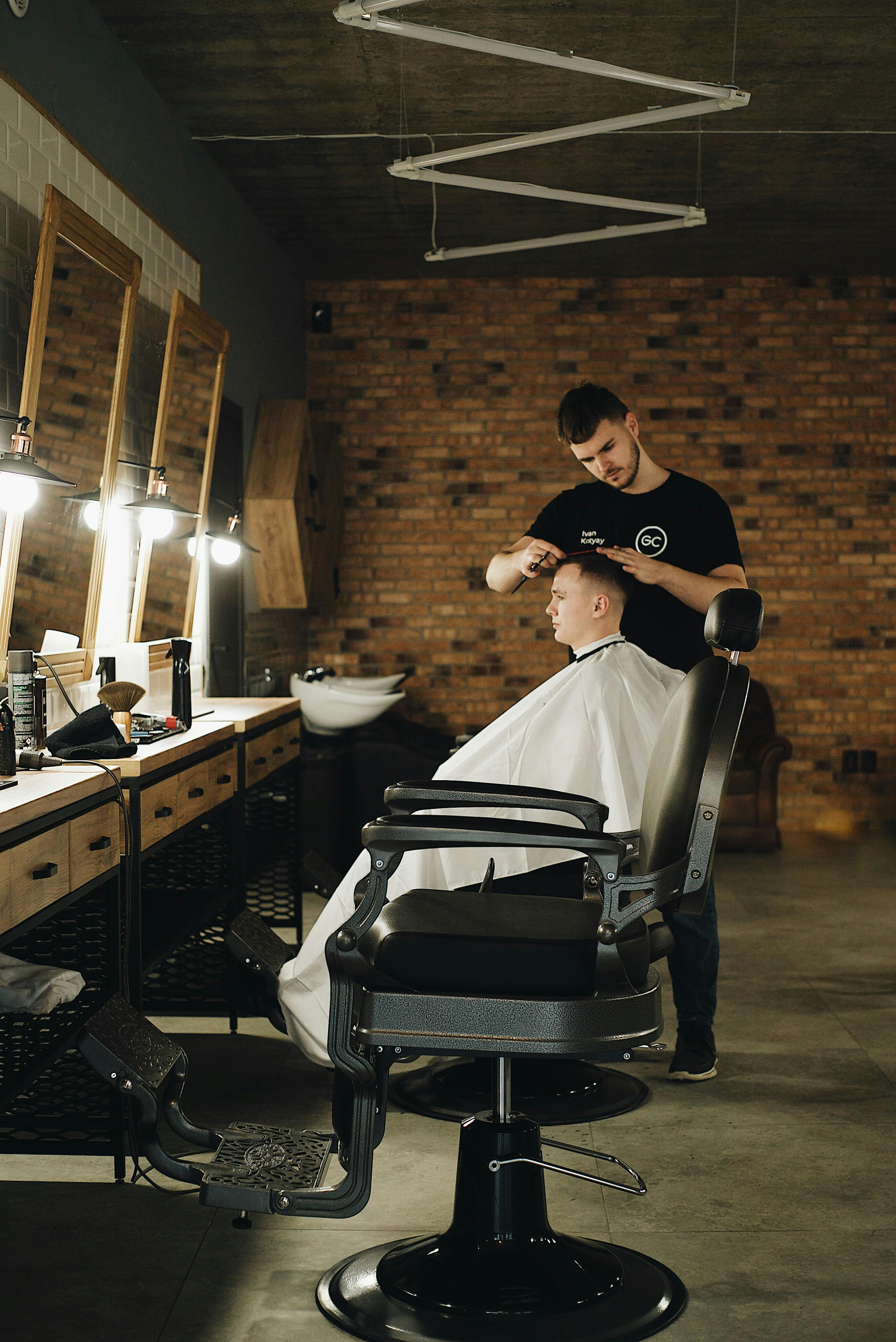 The Ultimate Men's Grooming Guide for 2024